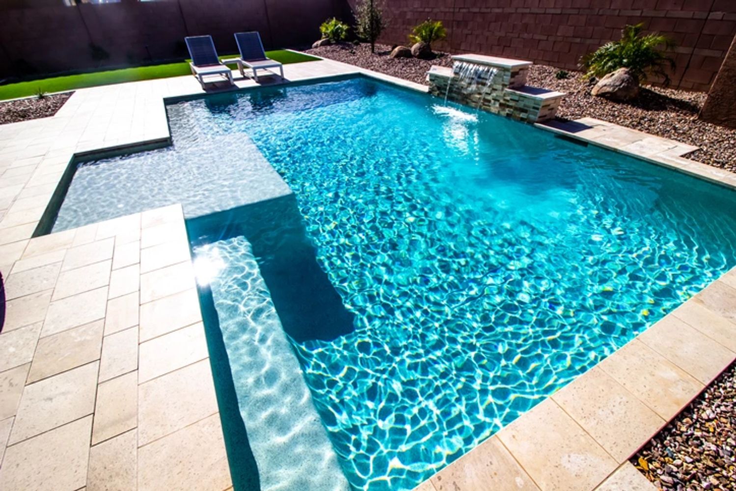 Pool Cleaning EVERBLUE POOL CARE